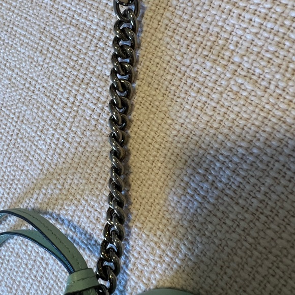 GUCCI Marmont small leather camera bag pastel sea foam green - Picture 6 of 13